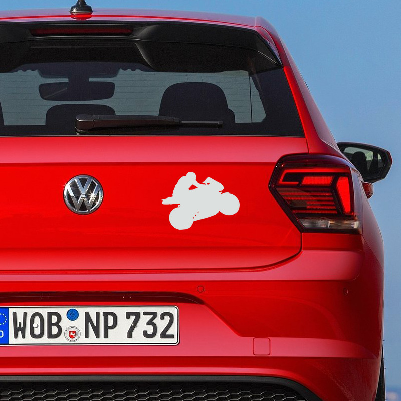 Volkswagen-Polo_jobb_feher_people_silhoutte_0687.png.jpg