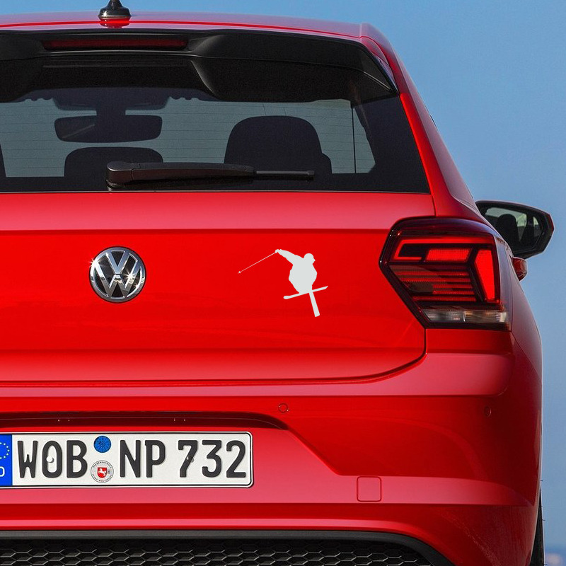 Volkswagen-Polo_jobb_feher_people_silhoutte_0774.png.jpg