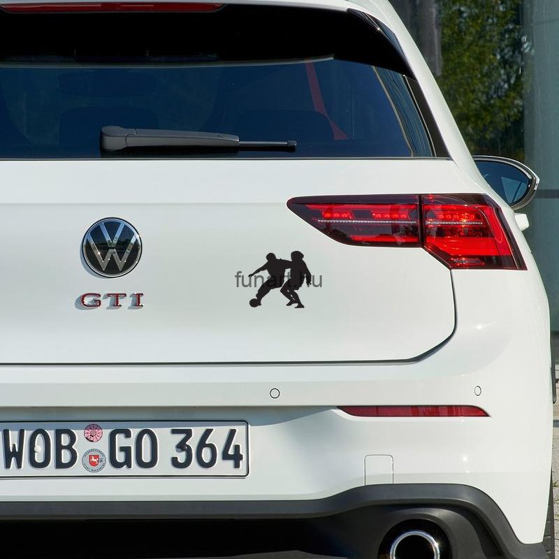 feher_vw_golf_jobb_people_silhoutte_0187